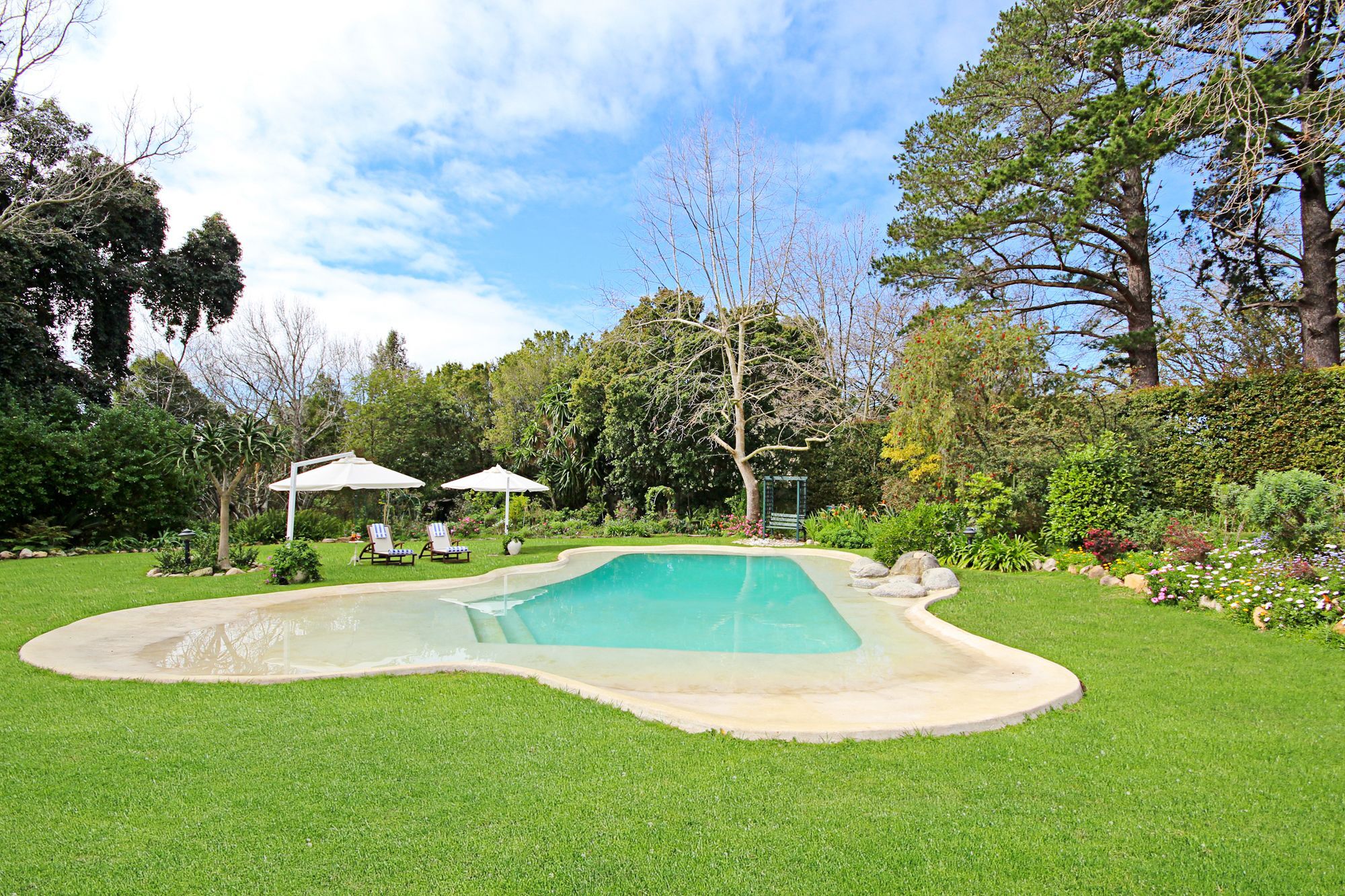 Beluga Of Constantia Guest House Cape Town Bagian luar foto