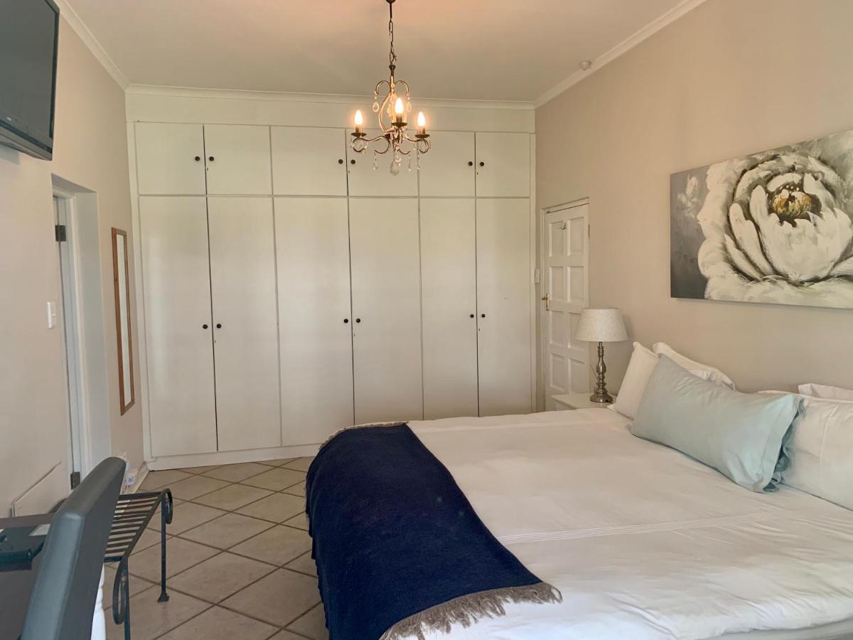 Beluga Of Constantia Guest House Cape Town Bagian luar foto